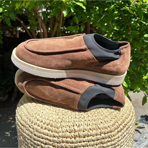P448 BABY MOC SUEDED LEATHER
SHEARLING LINED CHOCOLATE
SNEAKER. NIB $245. 10/43 - Picture 7 of 15